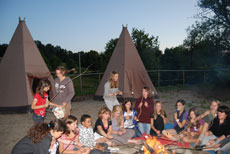 Randonn&eacute;e &eacute;questre pour les juniors dans le Cantal autour des volcans d'Auvergne - Randocheval / Absolu Voyages