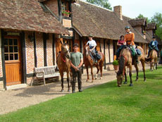 Châteaux de la Loire à cheval - départ à cheval de la Rabouillère/RANDOCHEVAL