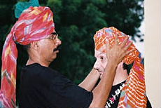 Essayage de turban pour tout le monde, une exp&eacute;rience a tenter ! Randocheval