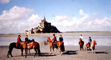 Randonn&eacute;e &eacute;questre dans les paysages idylliques de la Baie du Mont Saint Michel - Randocheval