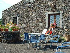 Having rest at an agriturismo - RANDOCHEVAL