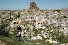 RANDOCHEVAL - Randonn&eacute;e &eacute;questre en Cappadoce