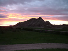Dakota Sud - Immersion en ranch - coucher du soleil dans les Badlands : Randocheval