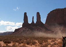 Randonn&eacute;e &eacute;questre, voyage &agrave; cheval &agrave; Monument Valley - Rando Cheval