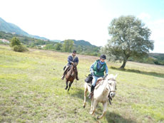 Randonnée équestre dans les Abruzzes - RANDOCHEVAL