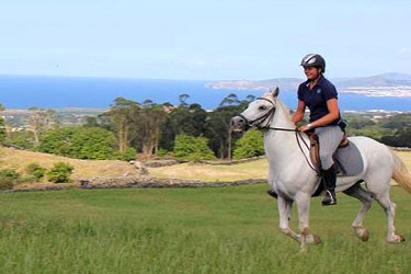 Voyage à cheval aux Açores sur Sao Miguel - Randonnée équestre organisée par Randocheval