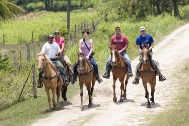 Voyage à cheval au Belize - Randonnée équestre organisée par Randocheval
