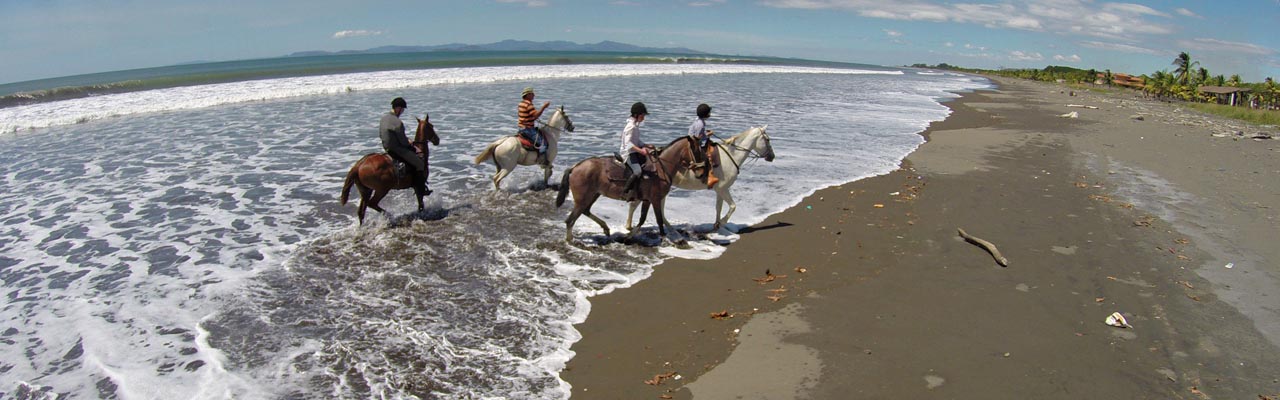 Voyage à cheval - Randonnée équestre au Costa Rica avec Randocheval