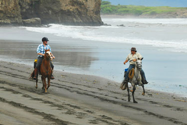 Voyage à cheval - Randonnée équestre au Costa Rica avec Randocheval