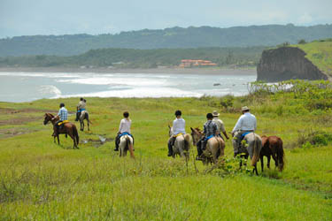 Voyage à cheval - Randonnée équestre au Costa Rica avec Randocheval