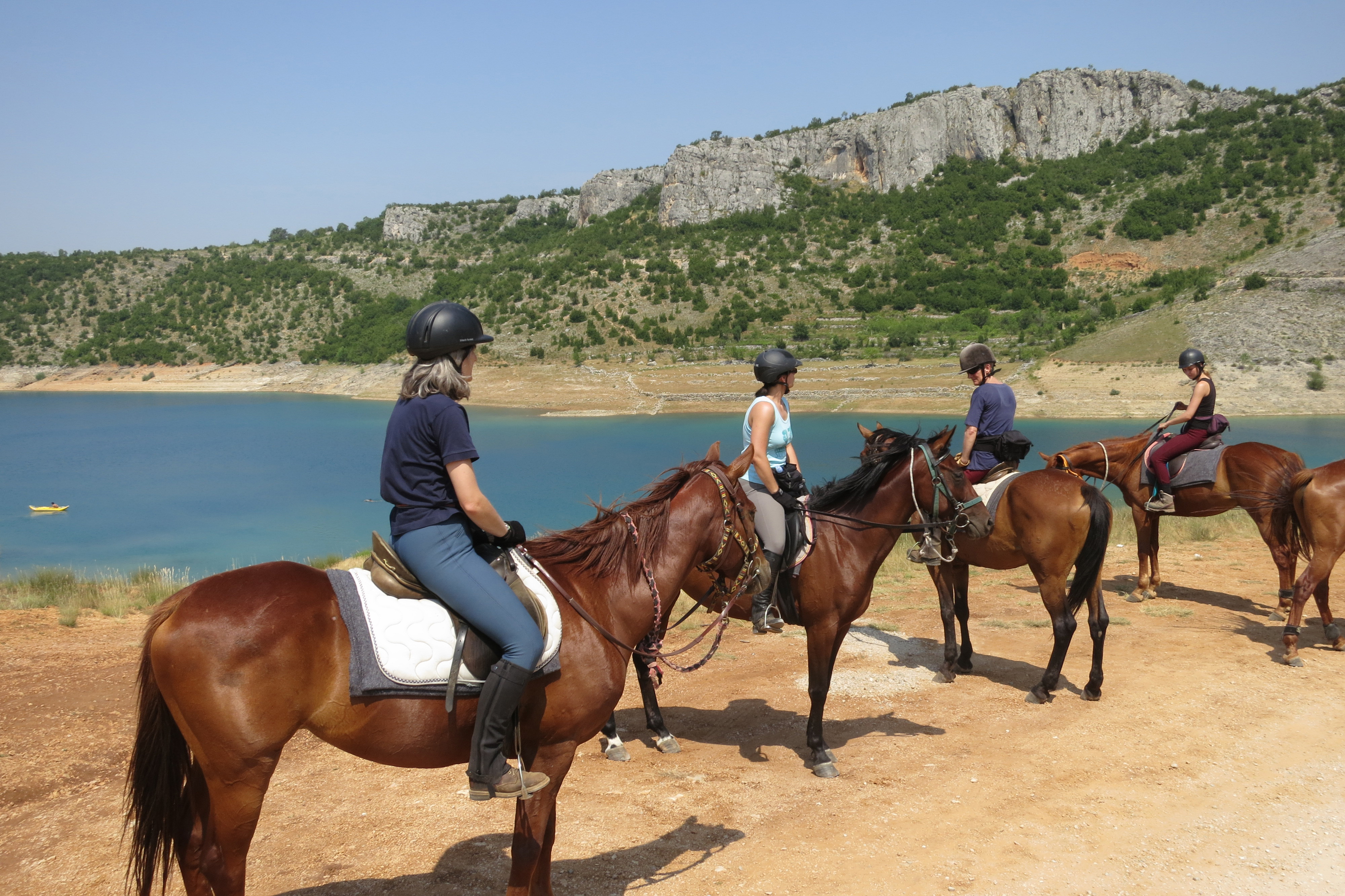 randonnée équestre en Craotie (Dalmatie) entre terre et eau - Randocheval / Absolu voyages