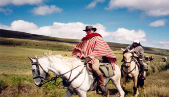 Randonnée à cheval en Equateur dans la Cordillère des Andes (volcan Cotopaxi) en Amérique du Sud - Rando Cheval / Absolu Voyages