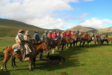 Voyage à cheval en Equateur - Randonnée équestre organisée par Randocheval