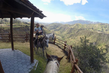 Voyage à cheval en Equateur - Randonnée équestre organisée par Randocheval