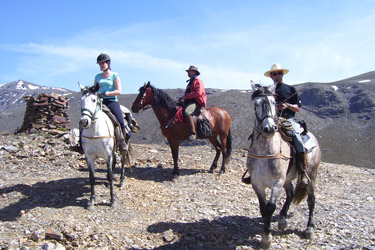 Voyage à cheval en Andalousie dans le sierra Nevada - Randonnée équestre organisée par Randocheval