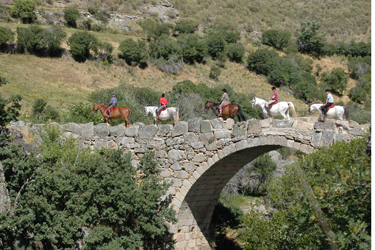 Voyage à cheval entre Espagne et Portugal - Randonnée équestre organisée par Randocheval