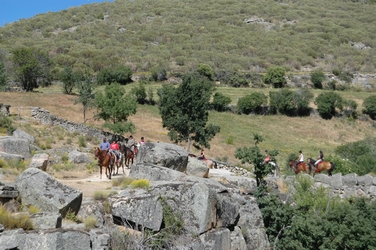 Voyage à cheval entre Espagne et Portugal - Randonnée équestre organisée par Randocheval