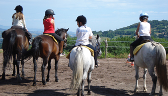 RANDOCHEVAL - Randonnée équestre en Ardèche