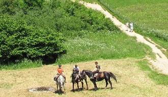 Voyage à cheval - Randonnée équestre en Ariége pour les jeunes avec Randocheval