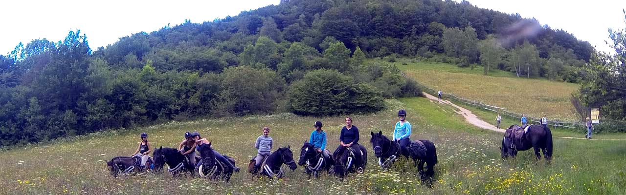 Voyage à cheval - Randonnée équestre organisée par Randocheval