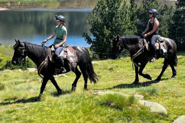 Voyage &agrave; cheval - Randonn&eacute;e &eacute;questre en Ari&eacute;ge pour les jeunes avec Randocheval