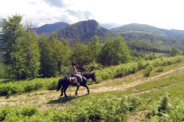 Voyage à cheval - Randonnée équestre en Ariége pour les jeunes avec Randocheval