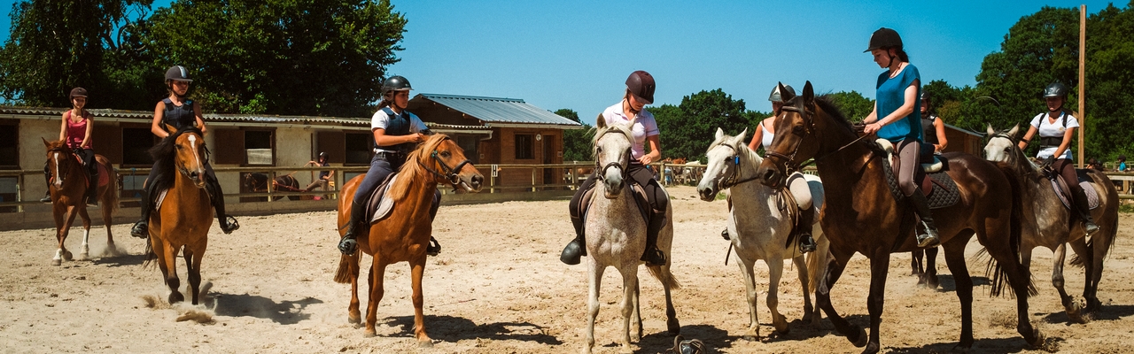Voyage à cheval - Randonnée équestre organisée par Randocheval