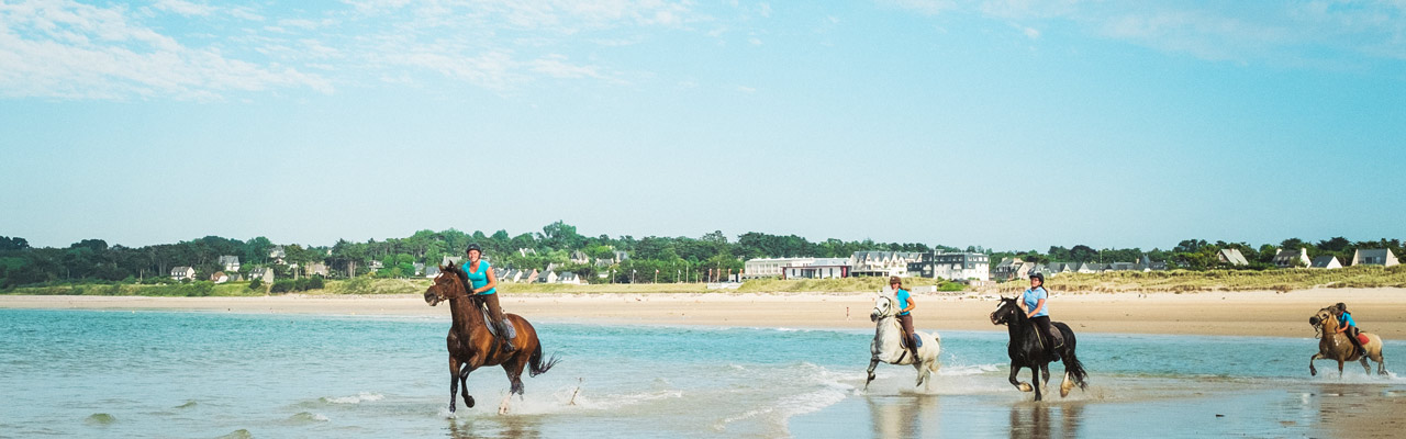 Voyage à cheval - Randonnée équestre organisée par Randocheval