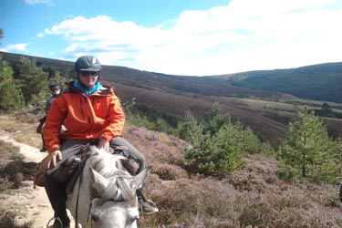 Voyage à cheval dans les Cévennes - Randonnée équestre en Croatie avec Randocheval