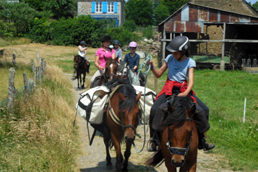 randonée à cheval en bretagne - randonnée jeune - randonnée enfant