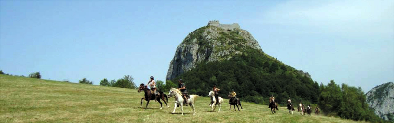 Rando Cheval en Pays Cathare en FRANCE - Voyage à cheval dans les Pyrénées