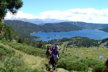 Rando Cheval en Pays Cathare en FRANCE - Voyage à cheval dans les Pyrénées