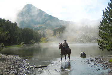 Rando Cheval en Pays Cathare en FRANCE - Voyage à cheval dans les Pyrénées