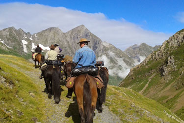 Rando Cheval en Pays Cathare en FRANCE - Voyage à cheval dans les Pyrénées