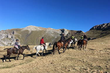 Rando Cheval en Pays Cathare en FRANCE - Voyage à cheval dans les Pyrénées