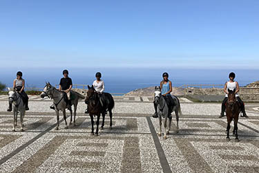 Voyage et aventure à cheval en Sicile - Randonnée équestre en Italie organisée par Randocheval