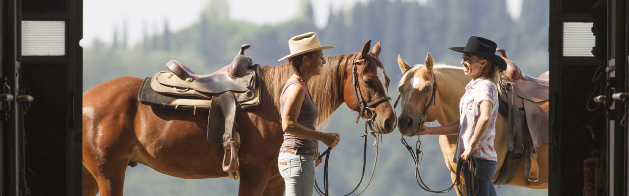 Voyage à cheval en Toscane - Randonnée équestre organisée par Randocheval en Toscane