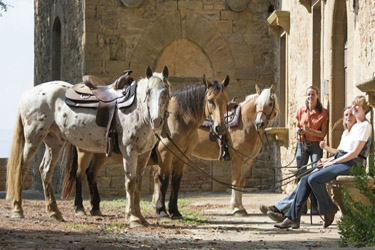 Voyage à cheval en Toscane - Randonnée équestre organisée par Randocheval en Toscane