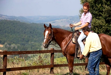 Voyage à cheval en Toscane - Randonnée équestre organisée par Randocheval en Toscane