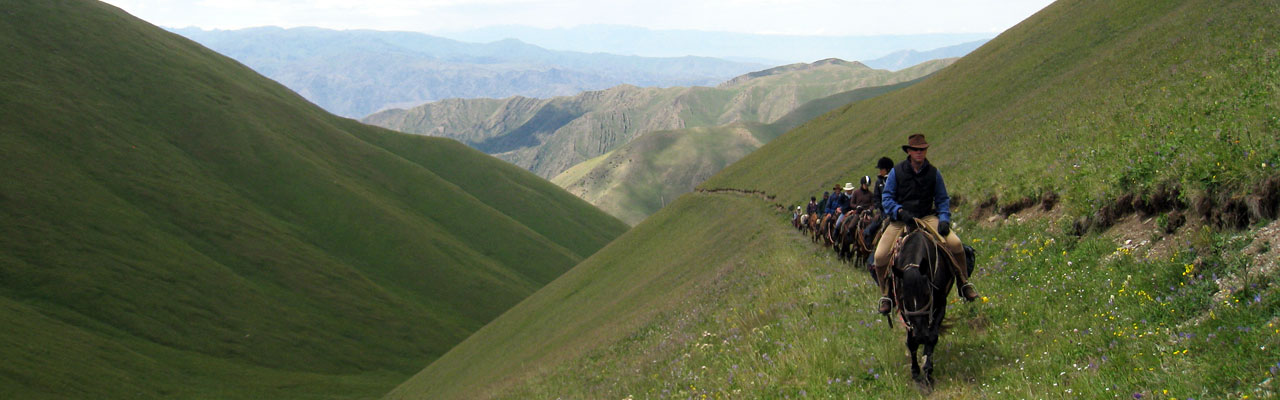 Voyage à cheval - Randonnée équestre organisée par Randocheval