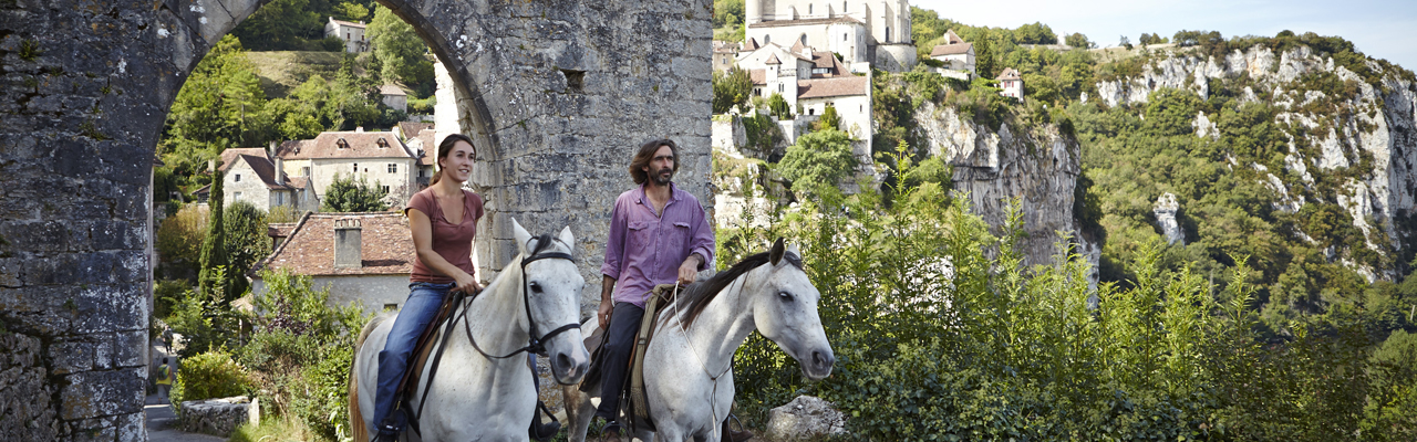 Voyage à cheval - Randonnée équestre organisée par Randocheval