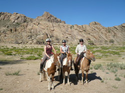 Photos de notre randonnée équestre confort sous la yourte en Mongolie : Khustai et les chevaux de Przewalski, Khogno Khan, le Mini Gobi, la Vallée de l'Orkhon, le lac d'Ogii, Karakorum... (Randocheval / Absolu Voyages)