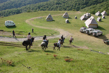 Voyage à cheval au MONTENEGRO - Randonnée équestre organisée par Randocheval