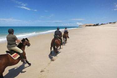 Voyage à cheval au Mozambique - Randonnée équestre organisée par Randocheval