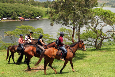 Voyage à cheval - Randonnée équestre organisée par Randocheval