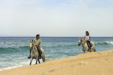 Voyage à cheval aux Baléares à Minorque - Randonnée équestre organisée par Randocheval