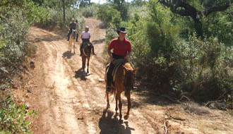 Voyage à cheval entre Espagne et Portugal - Randonnée équestre organisée par Randocheval