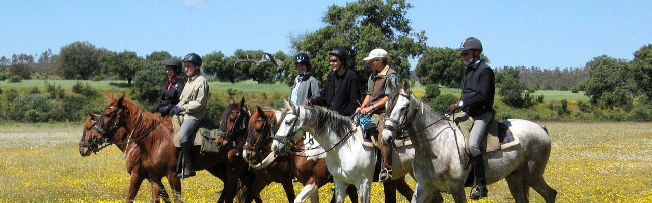 Voyage à cheval entre Espagne et Portugal - Randonnée équestre organisée par Randocheval