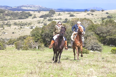 Aventure et Voyage à cheval en Uruguay - Randonnée équestre organisée par Randocheval