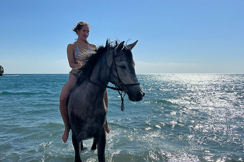Voyage à cheval - Rando à cheval Plages et Montagnes sur la Côte Méditerranéenne